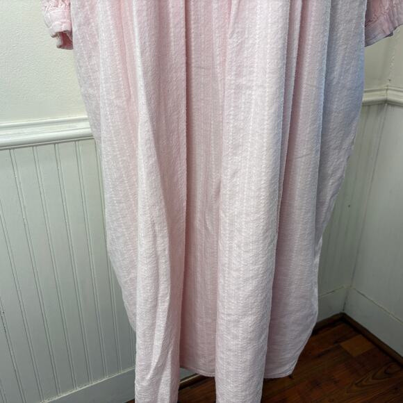 LL Bean Plus Size 1X Nightgown Flannel Dobby Pintuck Pink White Cottage 205465 - Picture 10 of 14